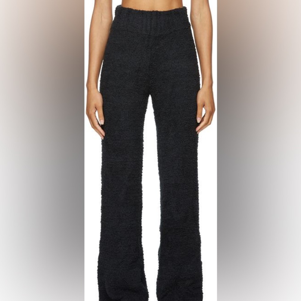 Skims onyx cozy lounge pants